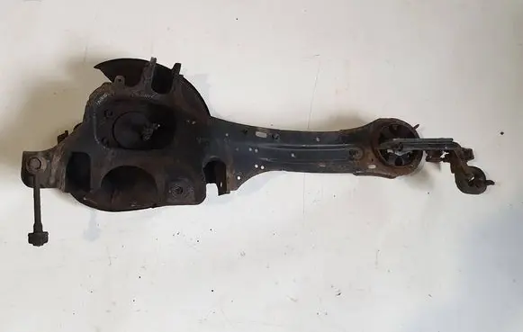 Volvo V70 Rear wheel hub spindle/knuckle 6G915A969