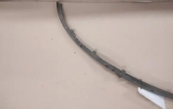 Hyundai Santa Fe Front bumper lip 865912B000