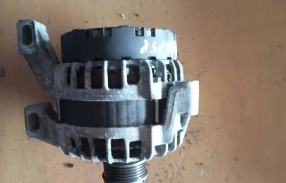 Volvo XC70 Generator/alternator 30659431