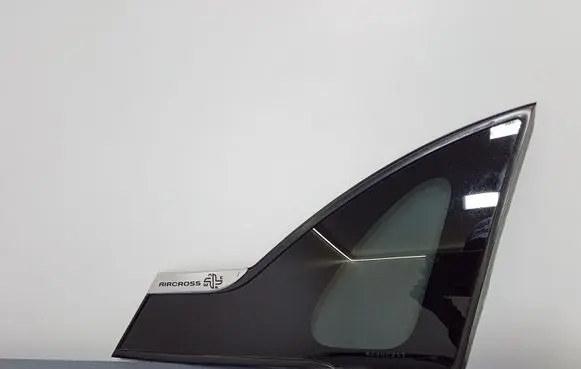 Citroen C4 Aircross Rear side window