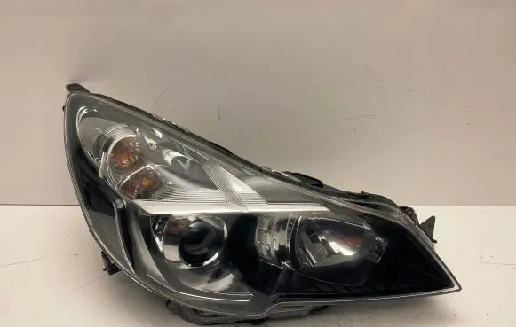 Subaru Legacy Headlight/headlamp 10020064 84001AJ102