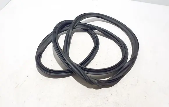 Dacia Duster Trunk rubber seal (body) 908309848R