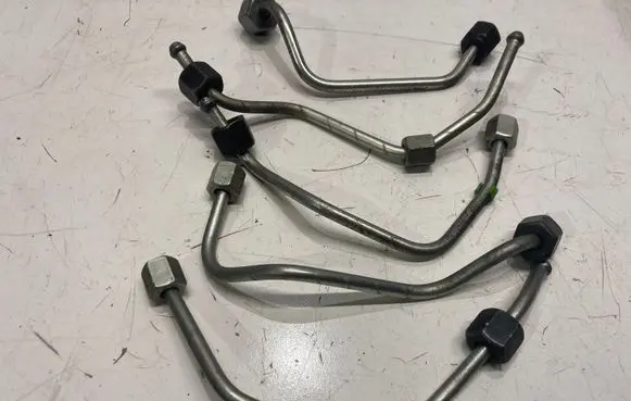 Peugeot 3008 II Fuel line pipe 9804226780 1570P9 1570Q0