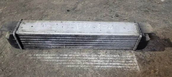 BMW 5 E39 Intercooler radiator 17512247359