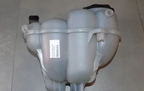 Audi A8 S8 D5 Coolant expansion tank/reservoir 4N0121405B