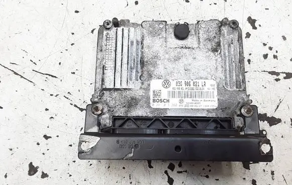 Volkswagen PASSAT B6 Engine control unit/module