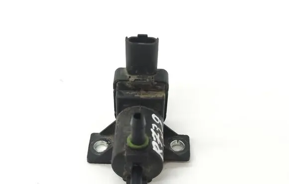 Toyota Proace Turbo solenoid valve 9665558580