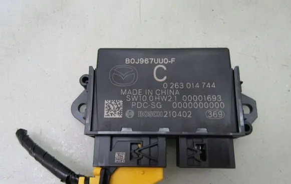 Mazda 3 Parking PDC control unit/module B0J967UUOF 0263014744