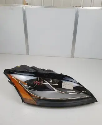 Audi TT TTS Mk2 Headlight/headlamp 8J0941004L