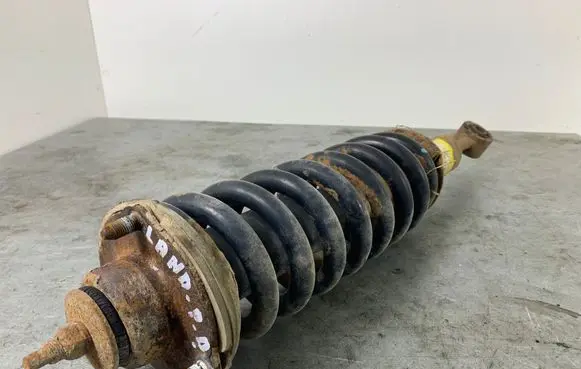 Toyota Land Cruiser (J120) Front shock absorber with coil spring 4851060090