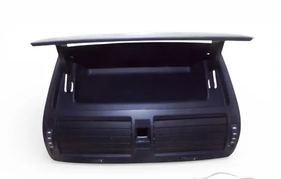 Skoda Octavia Mk2 (1Z) Dash center air vent grill 1Z0820951
