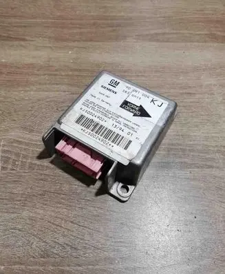 Opel Omega B1 Airbag control unit/module 90491004