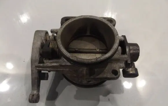 Renault Scenic I Throttle valve 7700875435