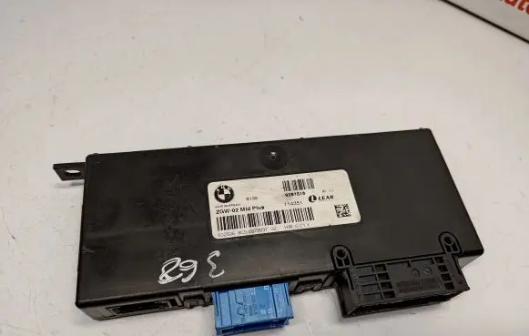 BMW 5 F10 F11 Gateway control module 9267516 61359267516 61359322532