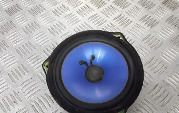 KIA Carens II Front door speaker OK2FC66960