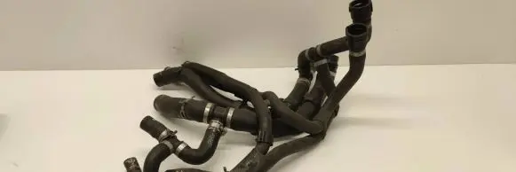 Volkswagen Transporter - Caravelle T6 Engine coolant pipe/hose 7E0122058D