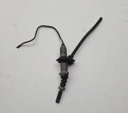 Audi 80 90 B3 Clutch master cylinder 893721495