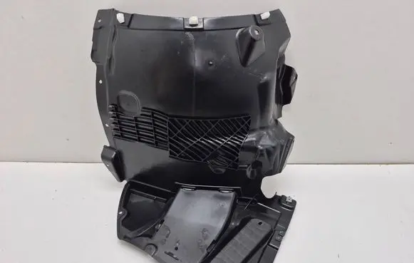 Audi A5 Front arch 8B3853888