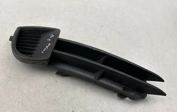 Front bumper lower grill