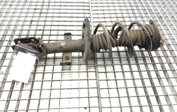Renault Clio IV Front shock absorber/damper