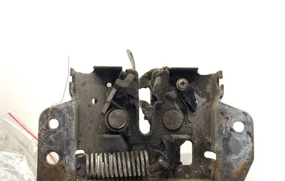 Mitsubishi Outlander Engine bonnet/hood lock/catch