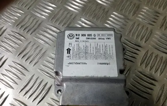 Volkswagen Golf Plus Airbag control unit/module 1K0909605G