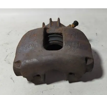 Volvo V70 Front brake caliper 829