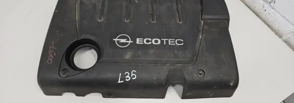 Opel Zafira B Engine cover (trim) 315829598 81092