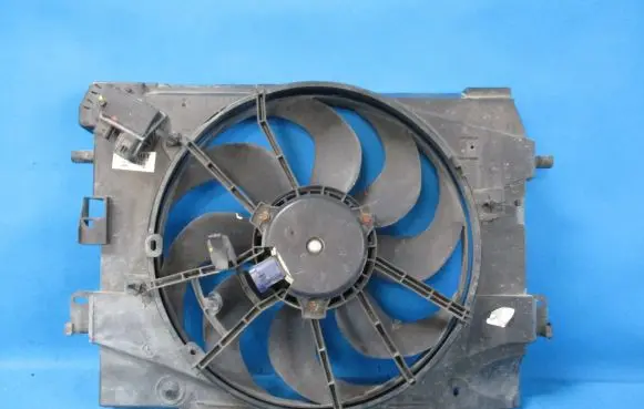 Dacia Dokker Air conditioning (A/C) fan (condenser) 214819617r