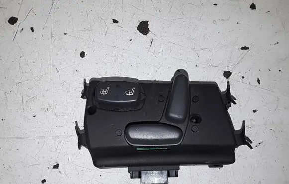 Chrysler Pacifica Seat control switch 0yd10trmae