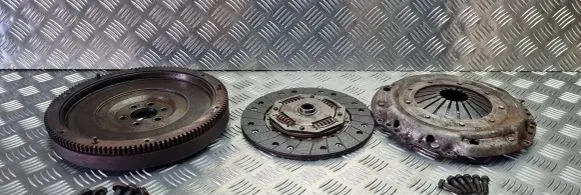 Volkswagen Caddy Clutch set kit 1878004084 038105273D 308260058116077