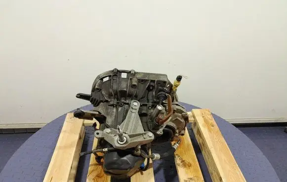 Dacia Logan I Manual 6 speed gearbox JH3080