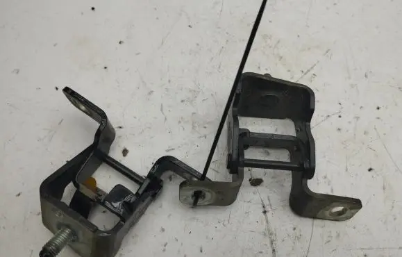 Mini Cooper Countryman R60 Tailgate/trunk/boot hinge