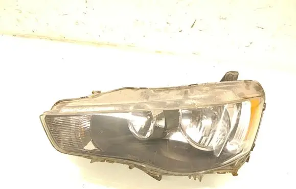 Mitsubishi Outlander Headlight/headlamp