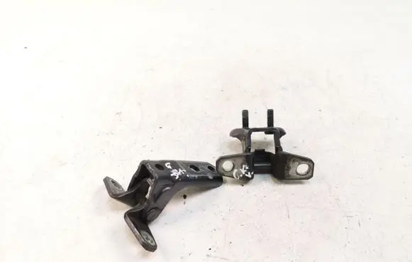 Rear door hinge set