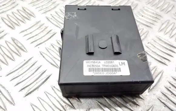 Nissan Qashqai Parking PDC control unit/module TFWD1G631 7AE8050A