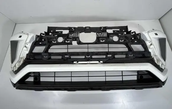 Mitsubishi Eclipse Cross Front bumper 6400A717ZZ