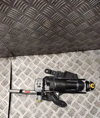 Volvo V50 Front seatbelt 
