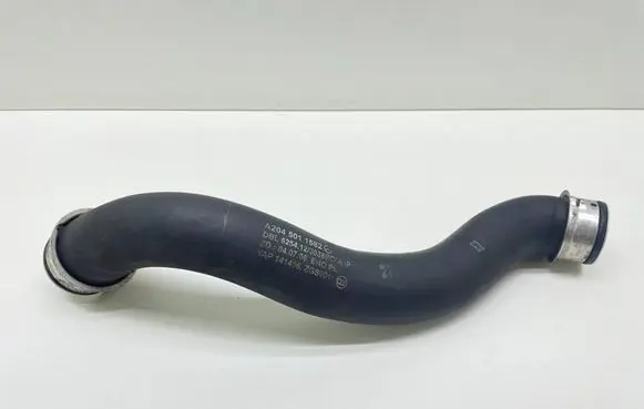 Mercedes-Benz C W204 Engine coolant pipe/hose A2045011582