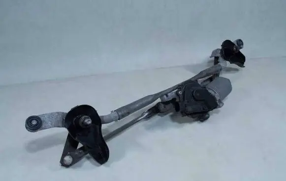 Mazda 6 Front wiper linkage and motor GJE8-67340 47146