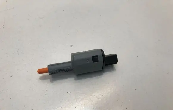 Volvo XC40 Brake pedal sensor switch 32212362 8888783383