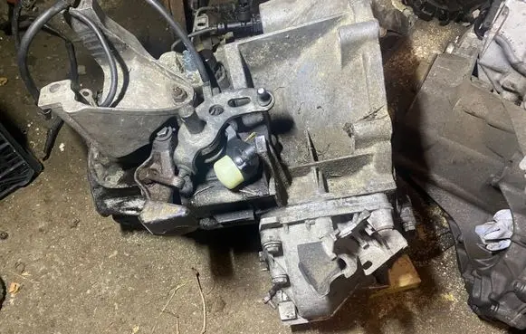 Peugeot 508 Manual 6 speed gearbox 20mb27