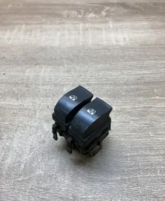 Renault Laguna I Electric window control switch