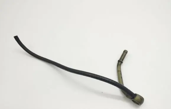 Volkswagen New Beetle Fuel line pipe 070717Y7
