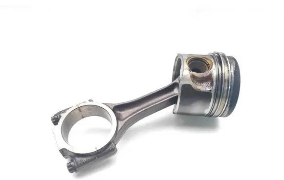Volkswagen PASSAT B6 Piston with connecting rod CBAB