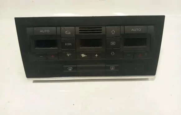 Audi A4 S4 B7 8E 8H Climate control unit 8E0820043AJ 0067248
