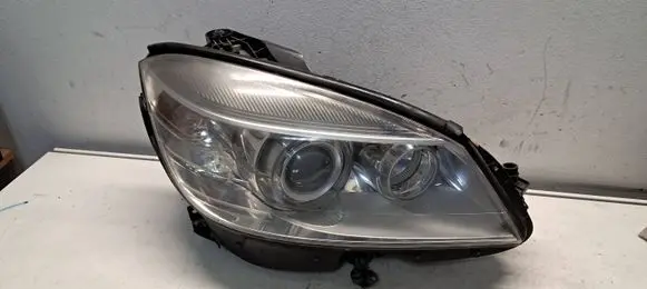 Mercedes-Benz C W204 Headlight/headlamp
