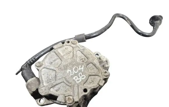 Volkswagen PASSAT B6 Vacuum pump 03L145100