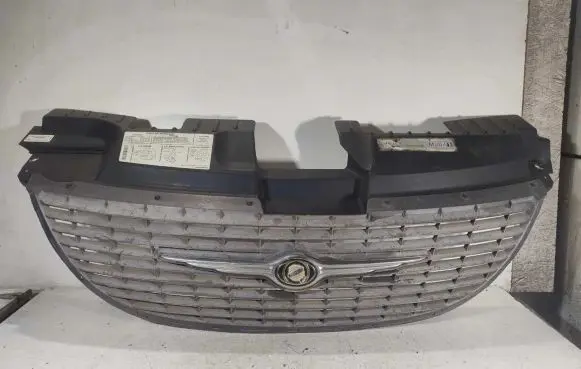 Chrysler Grand Voyager II Front grill 4857522AA