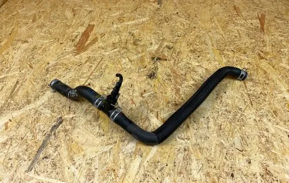 Hyundai Kona I Engine coolant pipe/hose 369220E650